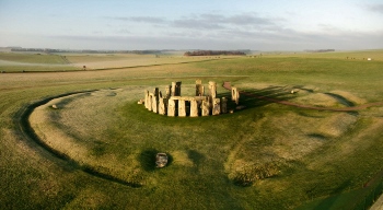 Stonehenge (350x192)