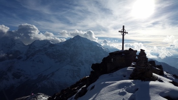 cross mountains (350x197)